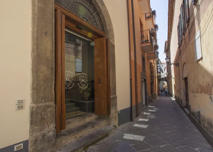 Bed & Breakfast Palazzo Delle Grazie 4*