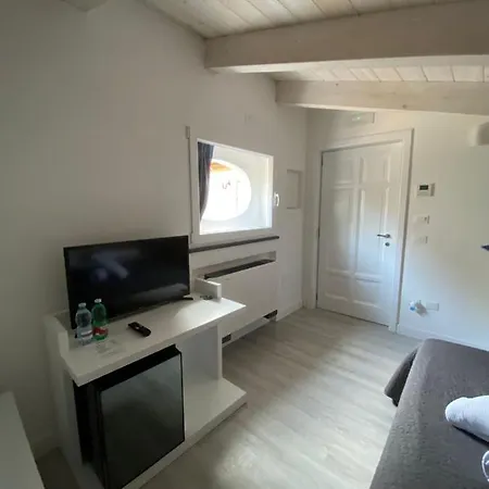 Palazzo Delle Grazie B&B 소렌토