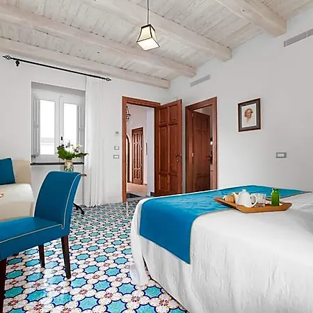 Palazzo Delle Grazie 4* Sorrente