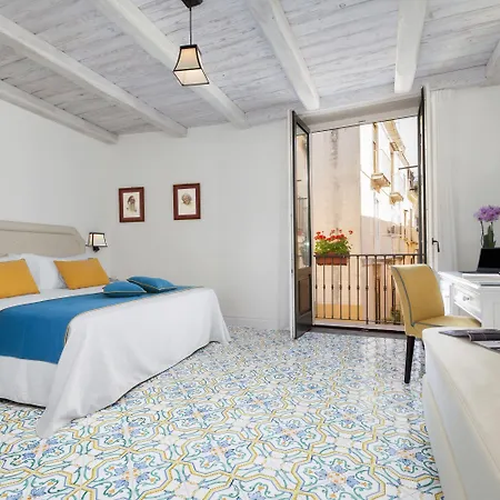 Palazzo Delle Grazie 4*