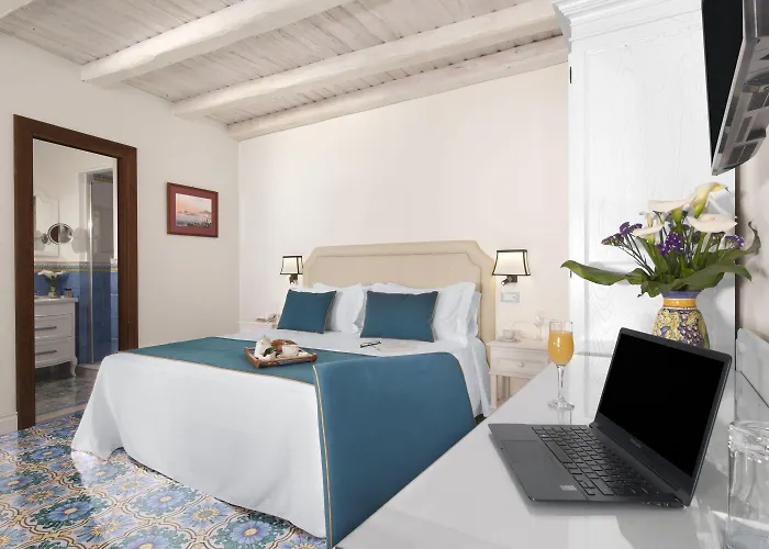 Palazzo Delle Grazie 4*